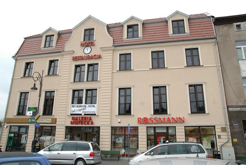 Aparthotel Ekspresja Nakło nad Notecią Exteriör bild